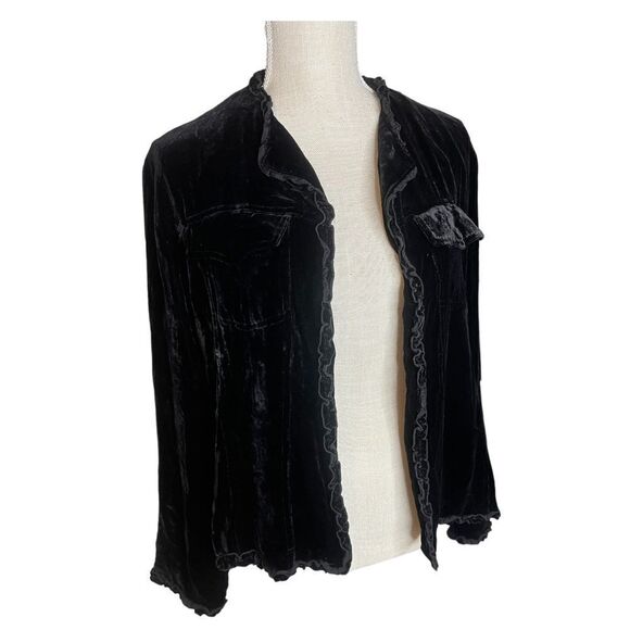Chico’s Silk Blend Velvet Cardigan Style Jacket With Ruffle Detail - Picture 5 of 14